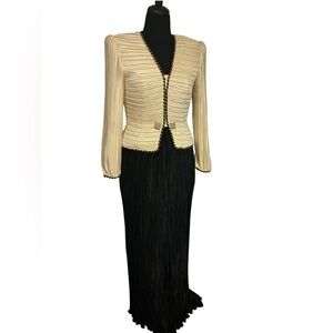 George F. Couture Saks Fifth Avenue 8 Black Ivory Skirt Set VTG plissé pleated